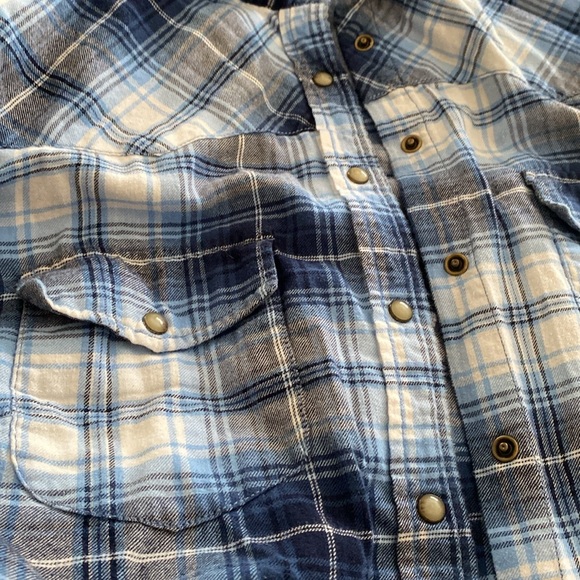 Jachs girlfriend  size XXL snaps a light flannel shirt, beautiful - Picture 2 of 4